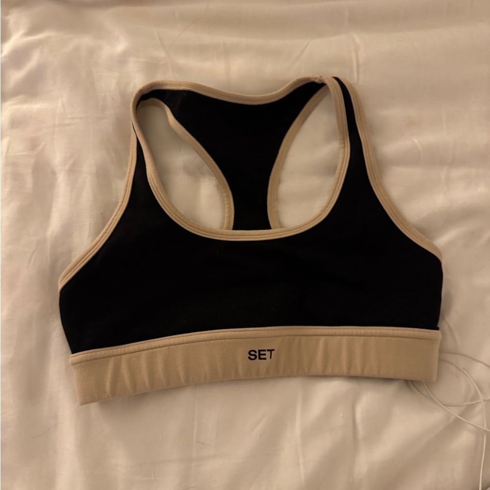 SOLD Set active form cloud black and tan bra (i believe it’s onyx) size small